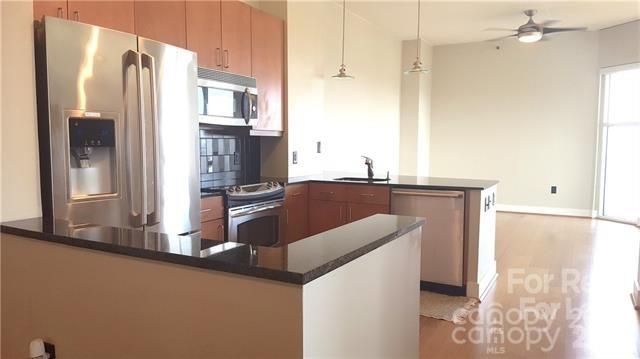 505 E 6th Street 1305, Charlotte, NC 28202