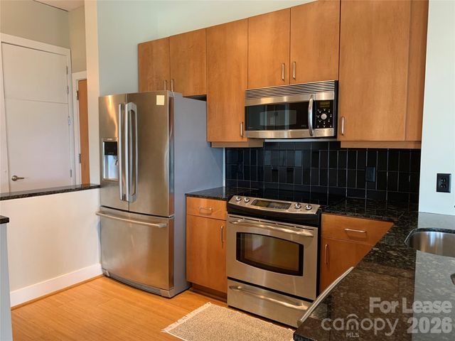 505 E 6th Street 1305, Charlotte, NC 28202