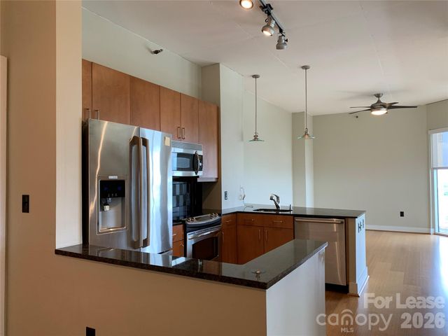 505 E 6th Street 1305, Charlotte, NC 28202
