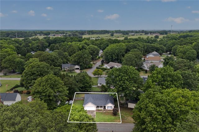 207 Hunters Lane, Anderson, SC 29625