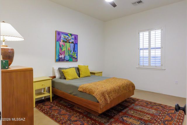 466 E Codd Street, Tucson, AZ 85701