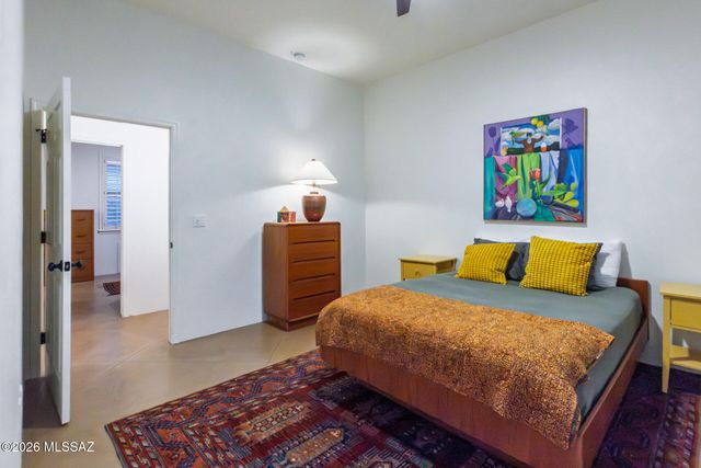 466 E Codd Street, Tucson, AZ 85701