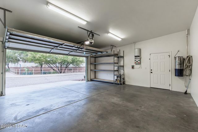 466 E Codd Street, Tucson, AZ 85701