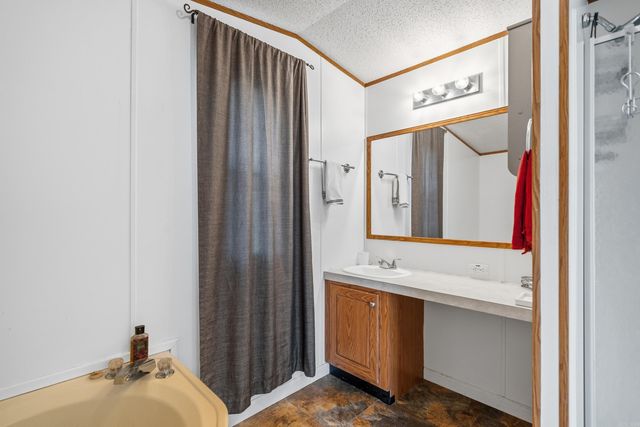 168 Lakeaire Terrace, Hot Springs, AR 71913