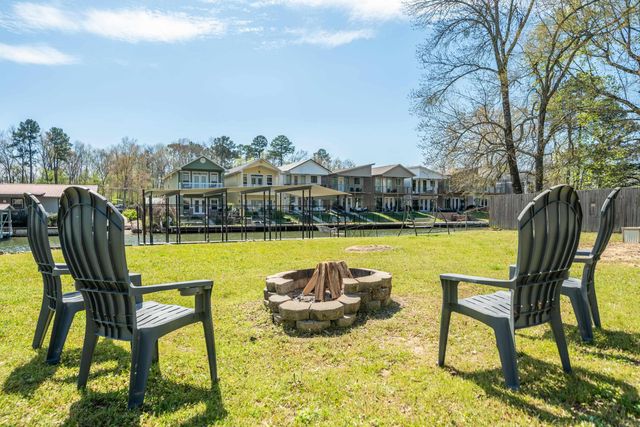 168 Lakeaire Terrace, Hot Springs, AR 71913