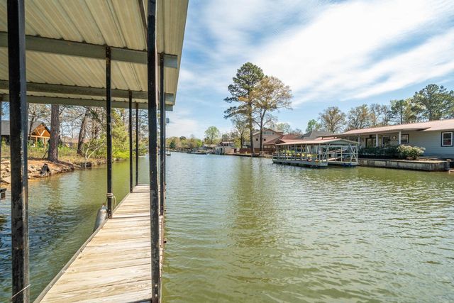 168 Lakeaire Terrace, Hot Springs, AR 71913