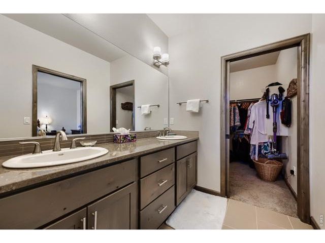 820 13th St, Berthoud, CO 80513