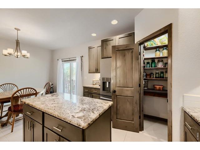 820 13th St, Berthoud, CO 80513