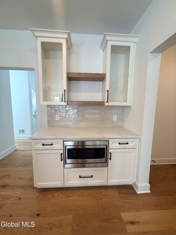 15 Blue Aster Lane, Malta, NY 12020