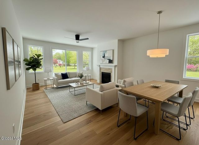 15 Blue Aster Lane, Malta, NY 12020