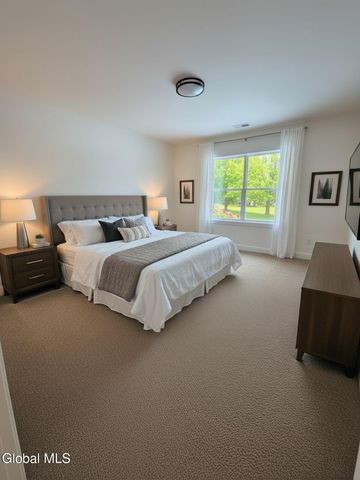 15 Blue Aster Lane, Malta, NY 12020