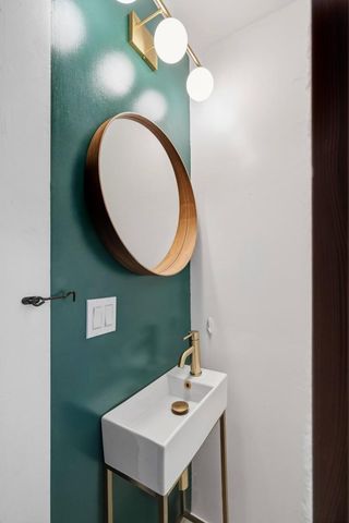 994 Billings Boulevard, San Leandro, CA 94577