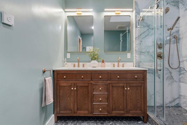 994 Billings Boulevard, San Leandro, CA 94577