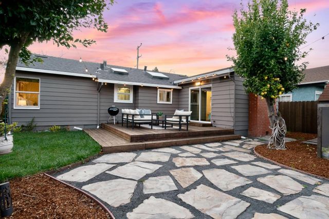 994 Billings Boulevard, San Leandro, CA 94577