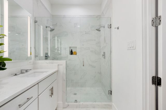 1920 Dowgate Court, Dallas, TX 75204