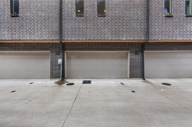 1920 Dowgate Court, Dallas, TX 75204