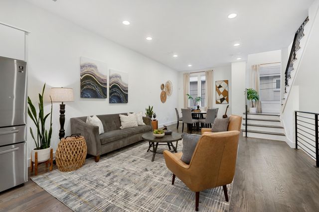 1920 Dowgate Court, Dallas, TX 75204