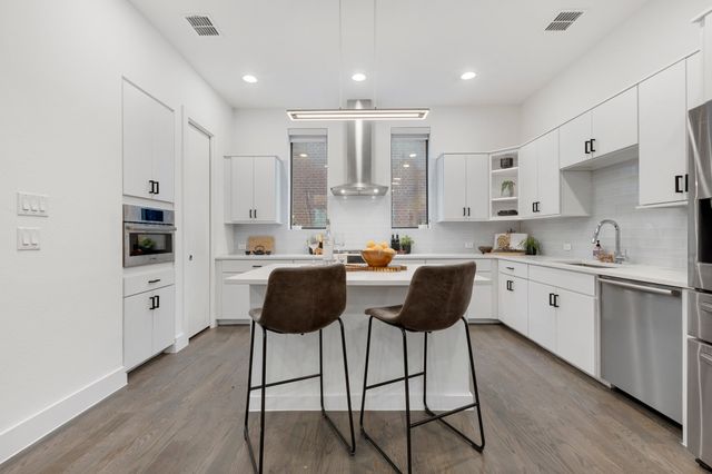 1920 Dowgate Court, Dallas, TX 75204