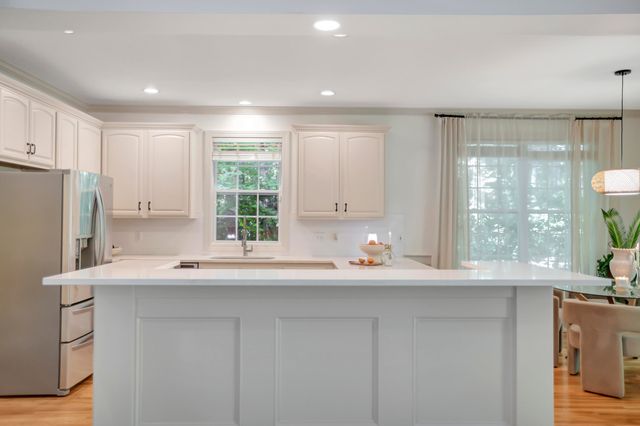 8631 Woodland Walk, North Charleston, SC 29420