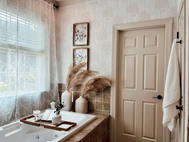 8631 Woodland Walk, North Charleston, SC 29420