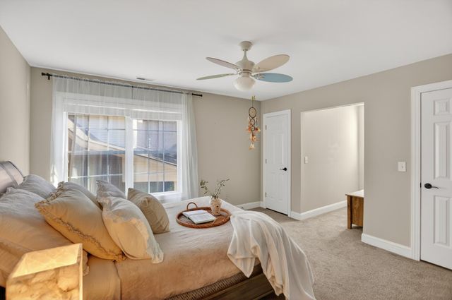 8631 Woodland Walk, North Charleston, SC 29420