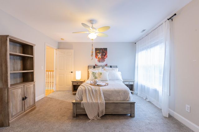 8631 Woodland Walk, North Charleston, SC 29420