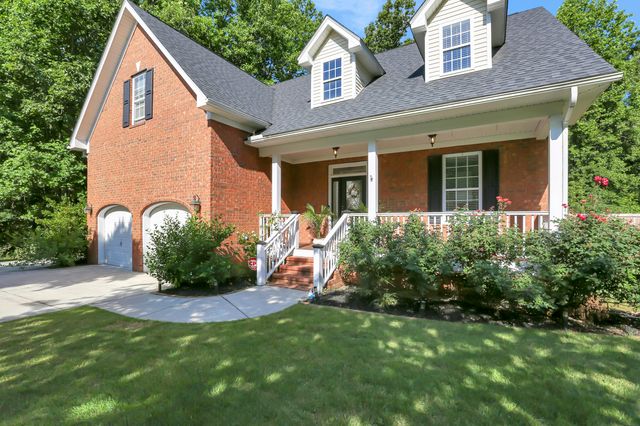 8631 Woodland Walk, North Charleston, SC 29420