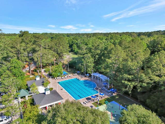 8631 Woodland Walk, North Charleston, SC 29420
