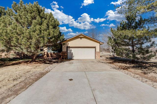 1400 W 51st St S, Wichita, KS 67217