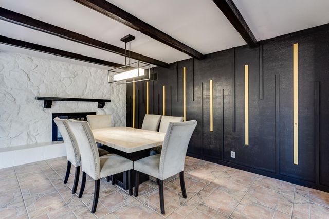 1400 W 51st St S, Wichita, KS 67217