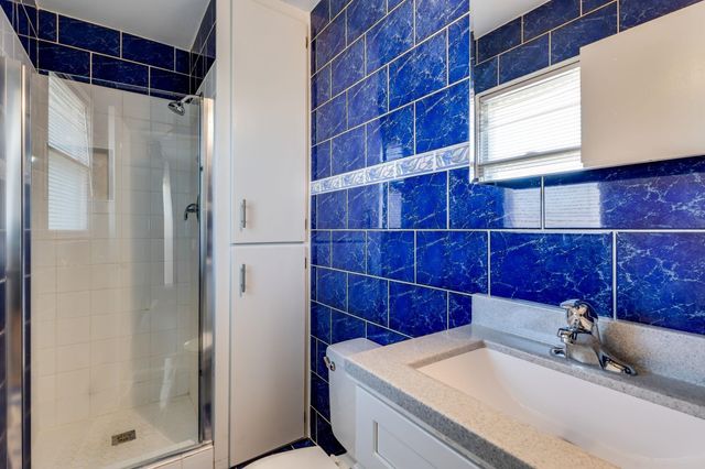 1400 W 51st St S, Wichita, KS 67217