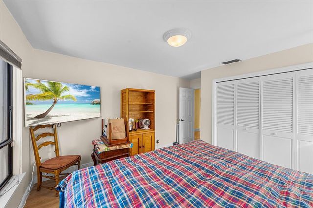 6809 SE Yorktown Drive, Hobe Sound, FL 33455