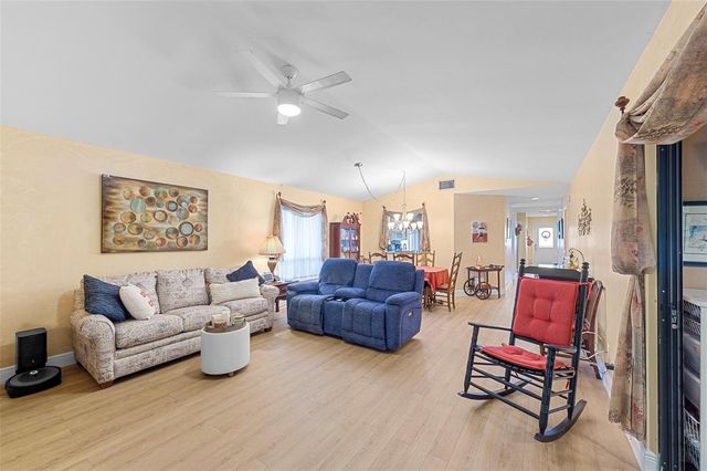 6809 SE Yorktown Drive, Hobe Sound, FL 33455