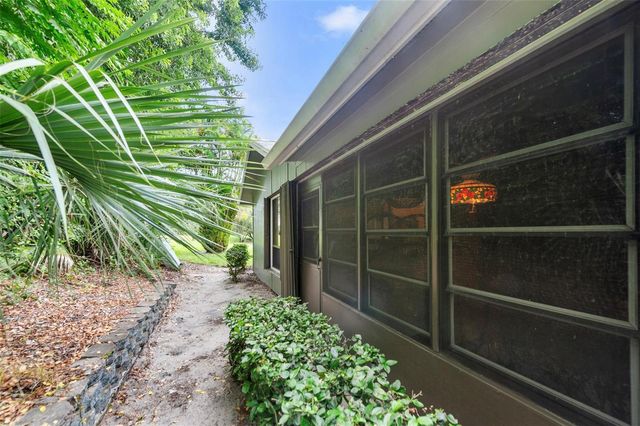 6809 SE Yorktown Drive, Hobe Sound, FL 33455