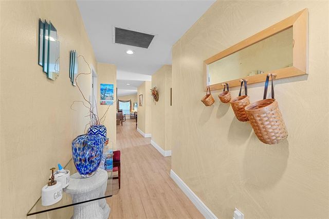 6809 SE Yorktown Drive, Hobe Sound, FL 33455