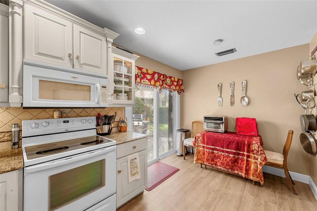 6809 SE Yorktown Drive, Hobe Sound, FL 33455