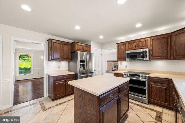 405 SCOFIELD LN, West Chester, PA 19380