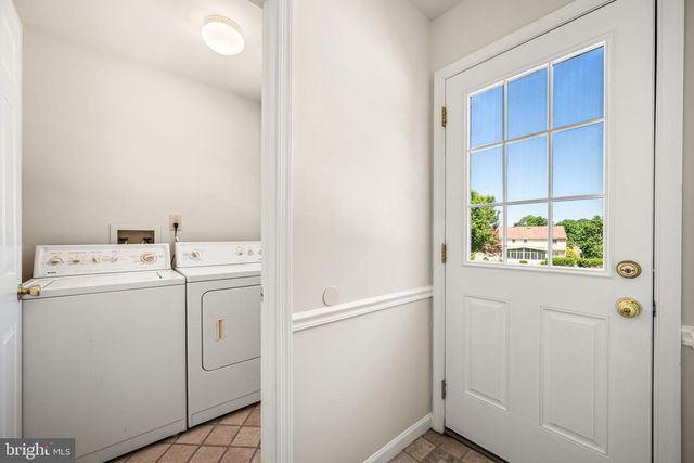 405 SCOFIELD LN, West Chester, PA 19380