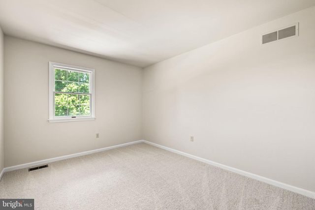 405 SCOFIELD LN, West Chester, PA 19380