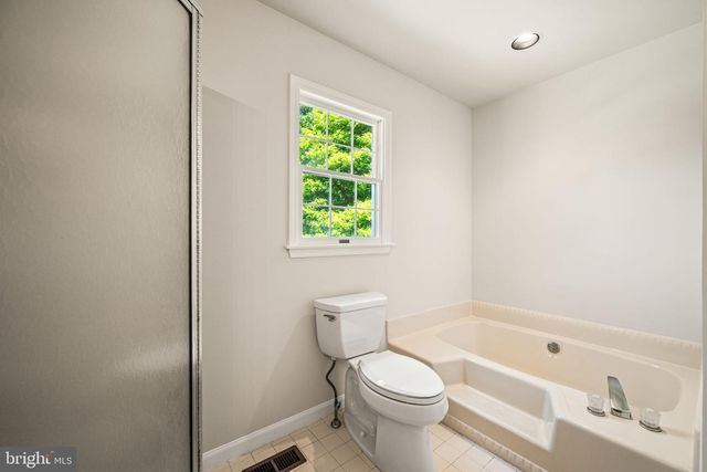 405 SCOFIELD LN, West Chester, PA 19380