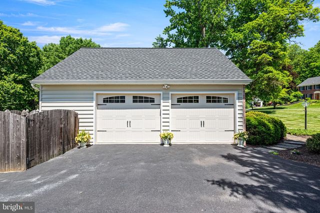 405 SCOFIELD LN, West Chester, PA 19380