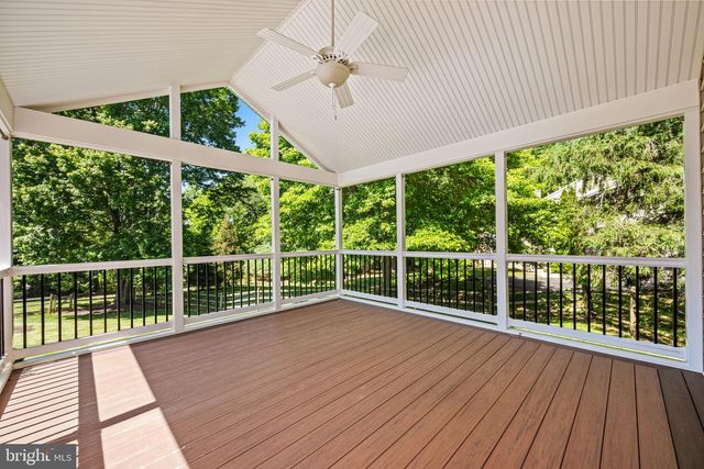 405 SCOFIELD LN, West Chester, PA 19380