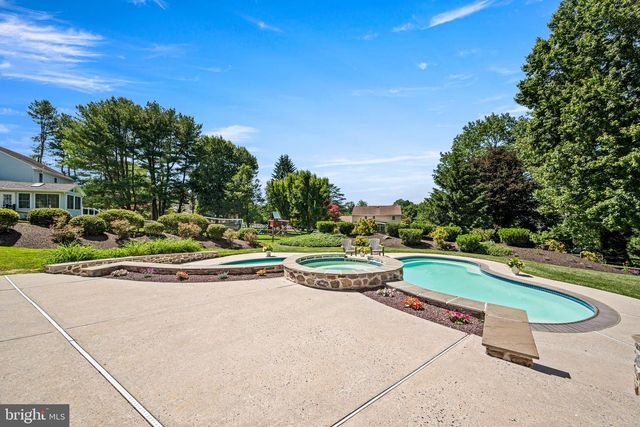 405 SCOFIELD LN, West Chester, PA 19380