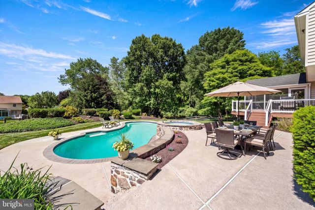 405 SCOFIELD LN, West Chester, PA 19380