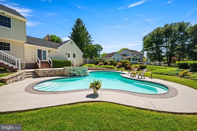 405 SCOFIELD LN, West Chester, PA 19380