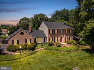 405 SCOFIELD LN, West Chester, PA 19380