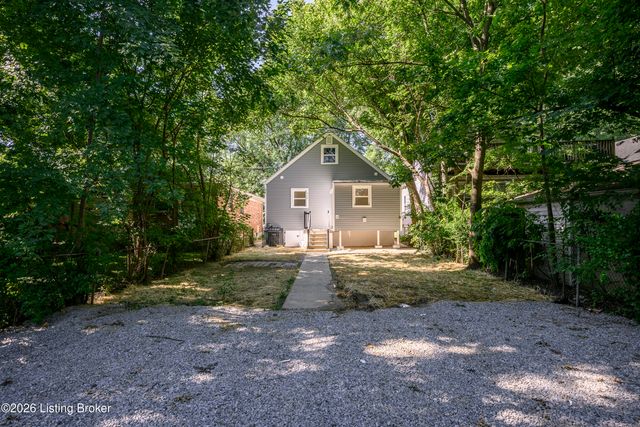917 Beecher St, Louisville, KY 40215