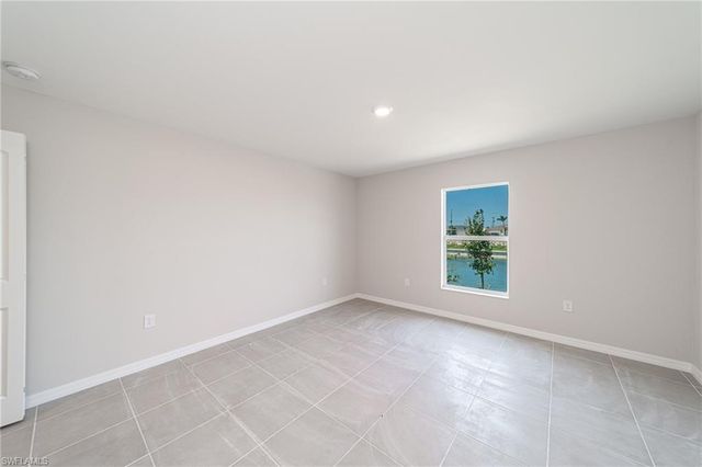 2122 NW 9th AVE, Cape Coral, FL 33993