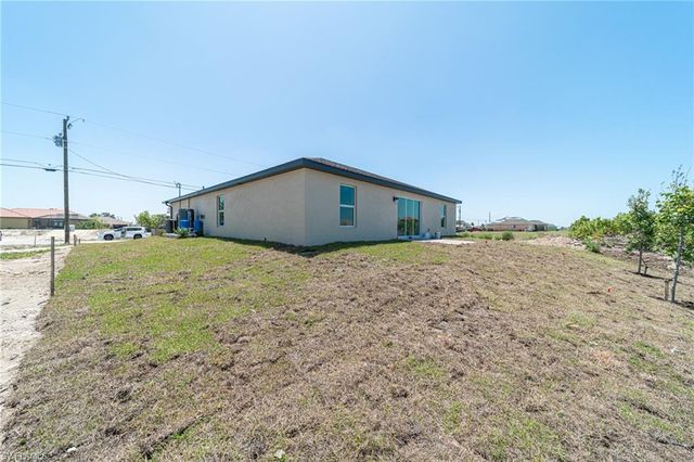 2122 NW 9th AVE, Cape Coral, FL 33993