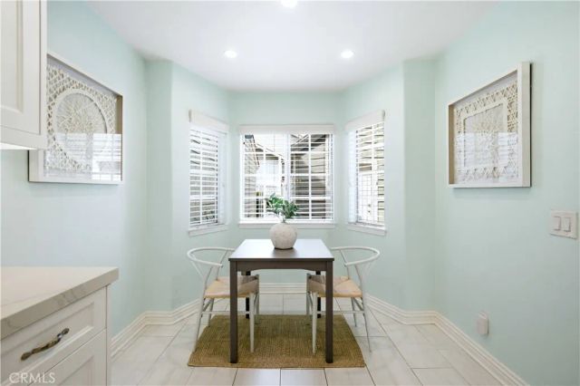510 S Stoneham Court 102, Long Beach, CA 90803